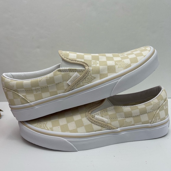Vans WMNS Classic Slip-On
Checkerboard Stars Tan
VN000CT5JM9 Sneakers - Picture 16 of 16
